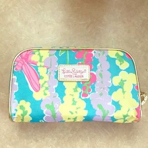 Lilly Pulitzer for Estée Lauder travel bag